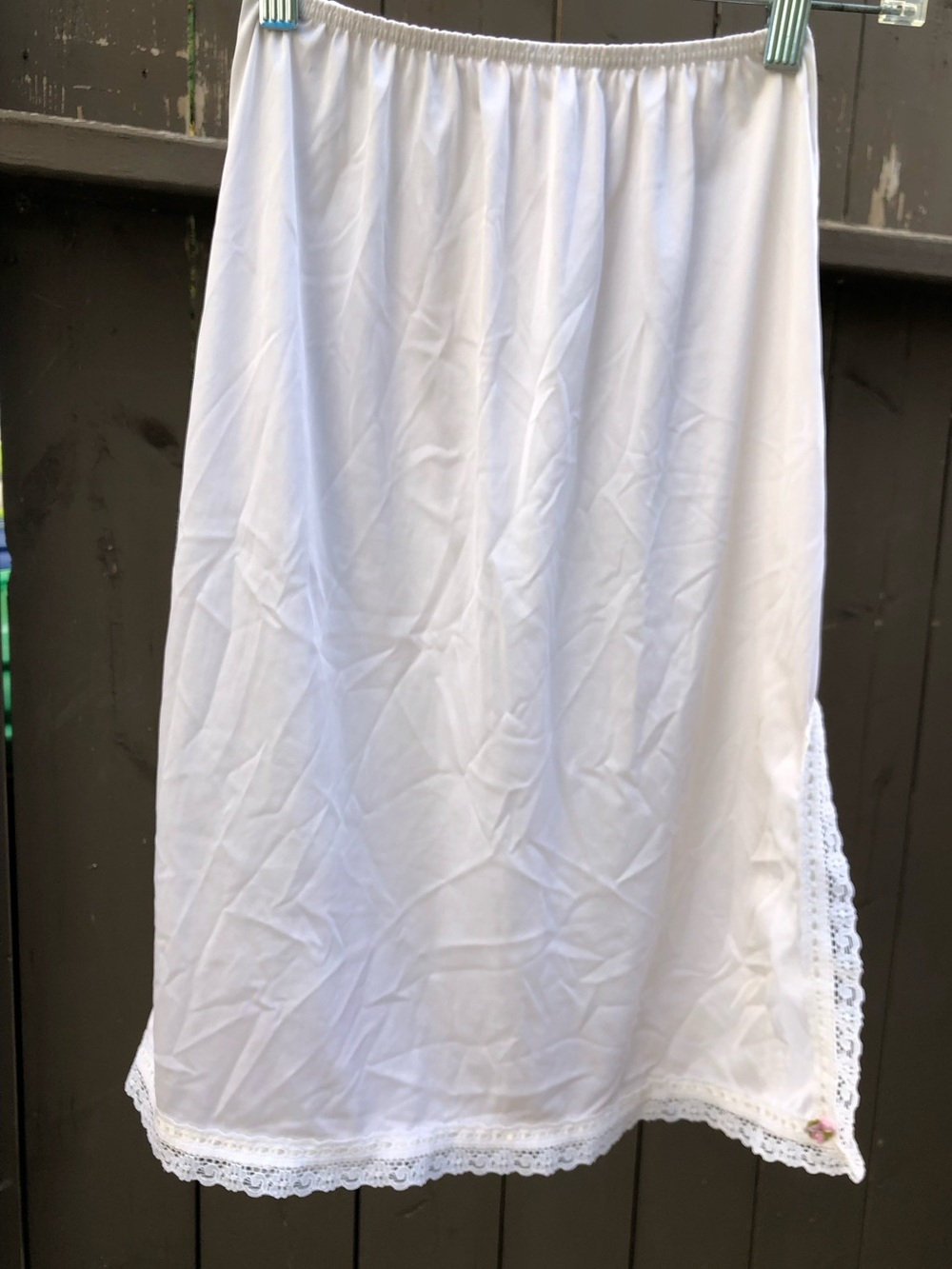 Vintage Cottagecore Whimsical White Lace-Hem Half Slip Skirt Pink Rosette Bridal